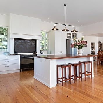 Traditional New Zealand Kitchen with timber flooring. 