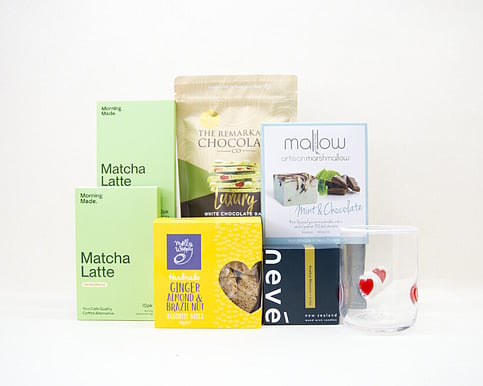 NZ MATCHA, BISCOTTI, MARSHMALLOW AND GLASS
