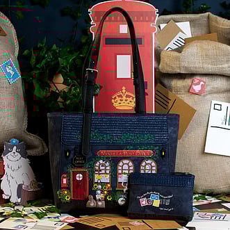 Vendula The Old Post Office - Navy Edition