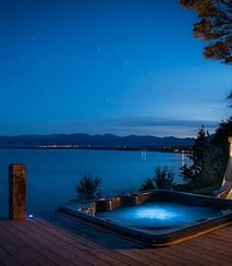 ROMANTIC GETAWAYS