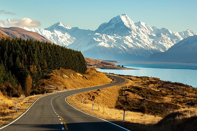 Aoraki Mount Cook reflected in the turquoise waters of Lake Pukaki in New Zealand&rsquo;s South Island