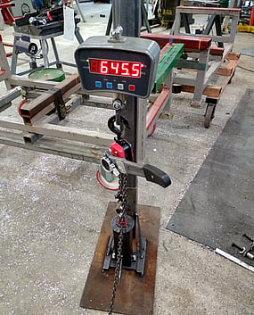 Pull test of small ground anchor