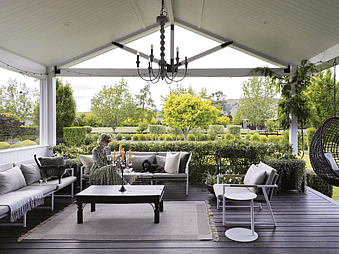 NZ House & Garden 2023 feature Juliet's bungalow home