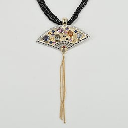 Pearl pendant