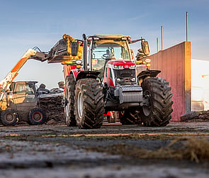 Massey Ferguson 7700S Tractor 