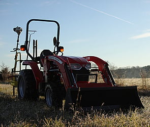 Massey Ferguson 8700 Tractor