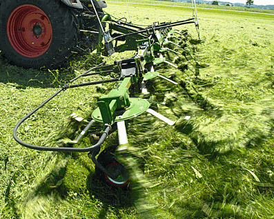 Fendt Tedder 