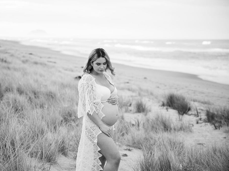 Tauranga Maternity Photographer.  Papamoa Maternity Photography.  Pregnancy Photos.