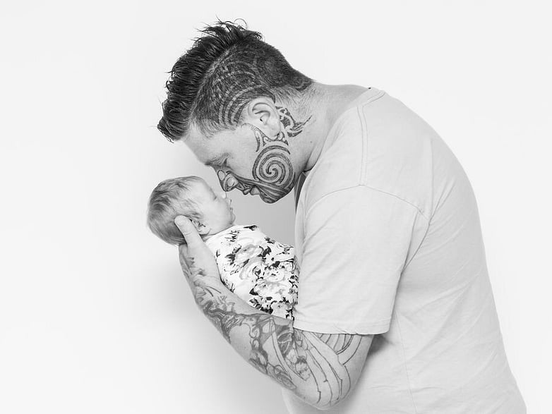 Newborn baby with Dad.  Baby photography.  Papamoa Photographer.  Newborn Photographer.  Tauranga Photographer.  Newborn photoshoot.  Baby photoshoot.