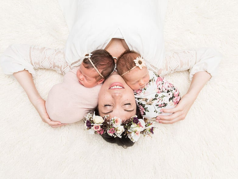 Newborn twins with Mum.  Baby photography.  Papamoa Photographer.  Newborn Photographer.  Tauranga Photographer.  Newborn photoshoot.  Baby photoshoot.