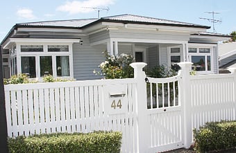  Wall Treats Master Painters &ndash; expert exterior repaint of handsome Westmere bungalow, rectifying cracking and flaking paint from previous renovation