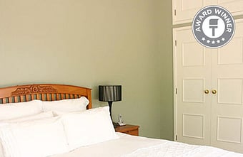 Wall Treats Auckland &ndash; award-winning exterior repaint in East Tamaki Heights, earning Wall Treats the Master Painters of the Year title in 2009