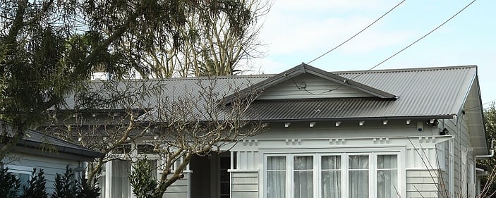 Mt Eden 1908 bungalow exterior painting by Wall Treats