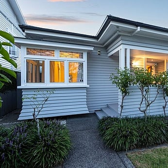 Westmere Bungalow Repaint by Wall Treats