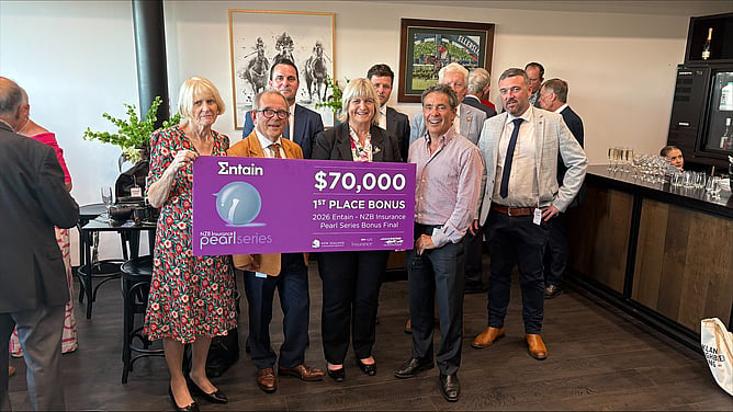 Connections of Elle Sourit (NZ) collected a further $70,000 on Saturday following their Pearl Series Final victory.