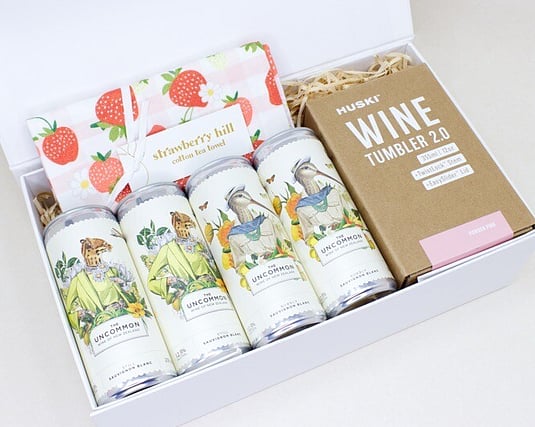 NZ WINE CANS, TUMBLER AND TEATOWEL