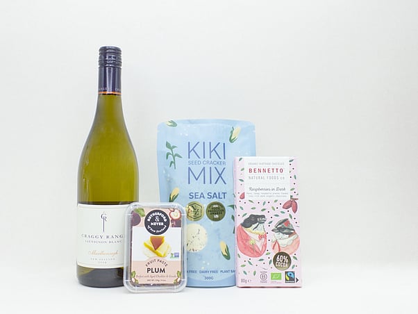 PREMIUM NZ WINE AND CRACKER MIX