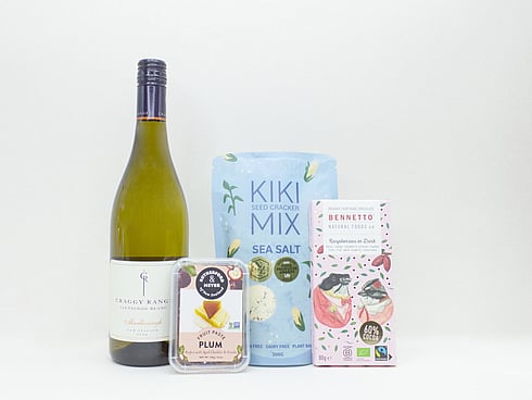 PREMIUM NZ WINE AND CRACKER MIX