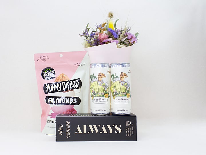 Everlasting gift box NZ — NZ-made gift box with dried flowers, moisturiser, wine and almonds