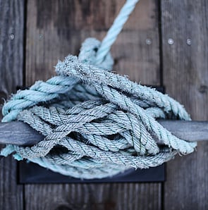 Close-up of rope symbolising thorough board reviews, reflecting GGA's expertise in governance assessments following the merger of Westlake Governance and Peakstone Global.