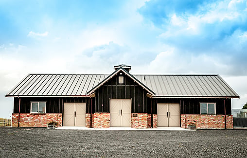 Pakuranga Hunt Kennels by Harrison Lane