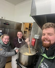 Camp Kitchen Hand
