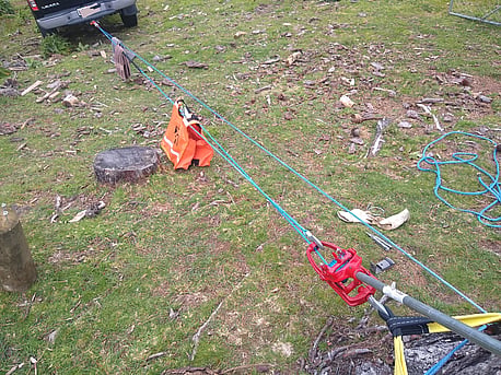 Cable puller vehicle recovery