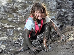 Natural Sensory Play | Kindergarten Cambridge