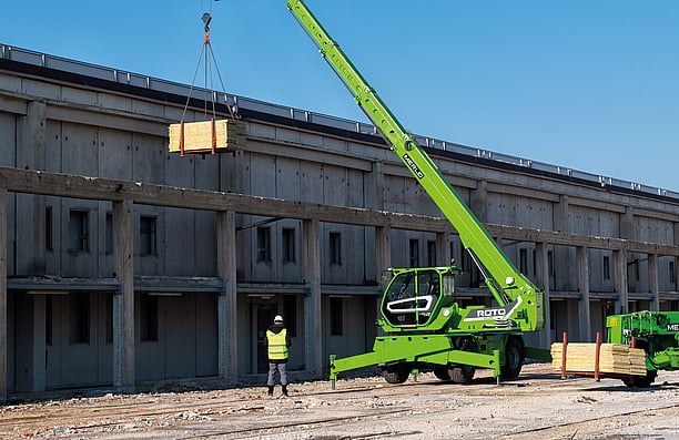 Rotating Telehandlers - 360° capability for complex lifting and construction work.