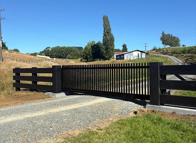 Custom gate solutions for rural Waikato