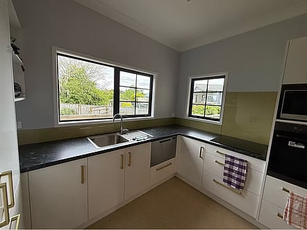 Resene Gold splashback
