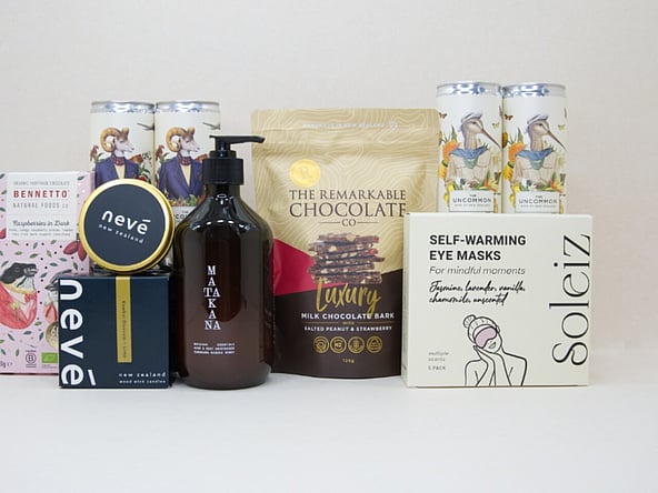 UNCOMMON WINE CANS, SOLEIZ EYE MASKS, BENETTO CHOCOLATE AND NEVE CANDLE