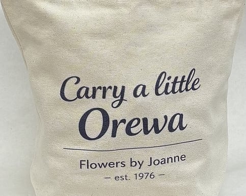 this limited-edition tote was created in collaboration with Carry a Little — a brand inspired by place and the feeling of taking a little of it with you
