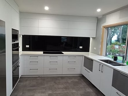 black splashback