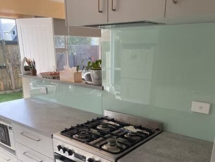 Edge Water splashback