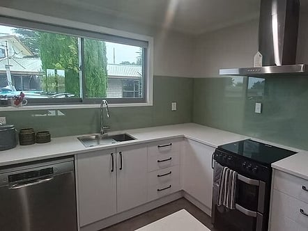 Bayleaf splashback