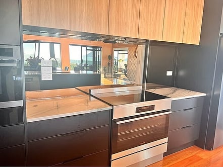 Night splashback