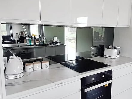 Night splashback