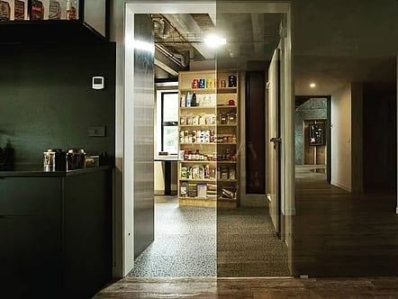 Reflective sliding internal door to scullery room