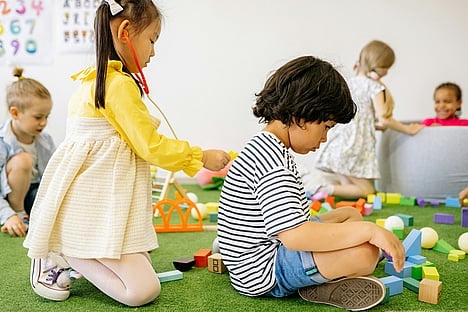 As with many things, preventing an outbreak of illness is far cheaper and easier than trying to find a cure. So, what actually makes a difference? Here are five practical, low-effort actions that can be implemented to consistently reduce illness and prevent major outbreaks in ECE environments: