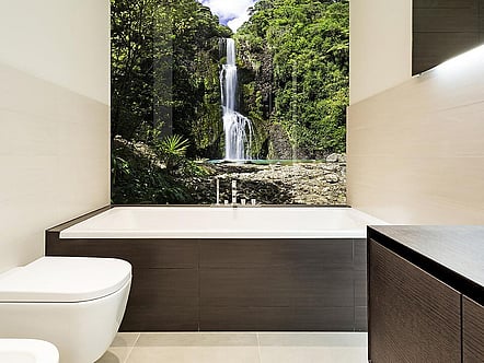 Waterfall splashback