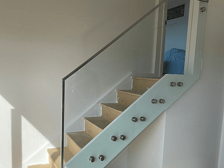 50mm stainless double disc standoffs. 12mm toughened glass and stainless top cap handrail
