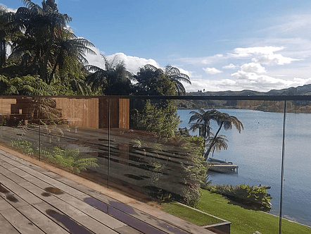Top mounted chanel balustrade with sentry glass