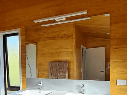 Polished mirror with silve surfer splashback upstand