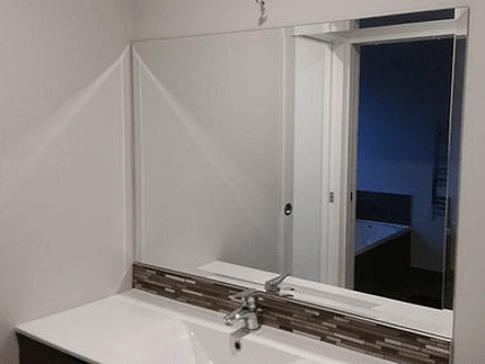 Bevelled edge mirror