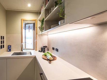 Perla oxide laminam