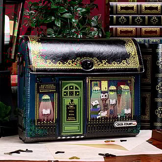 Vendula Between the Covers Bookbinders