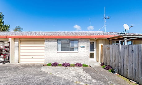 8 Leslie Place - DeanwellAUCTION - Wednesday 27th May @ 12:00pm