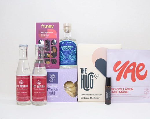 THE HUG, FRUNEY CHOCOLATE, IMPERIAL TONIC, YAE COLLAGEN FACEMASK