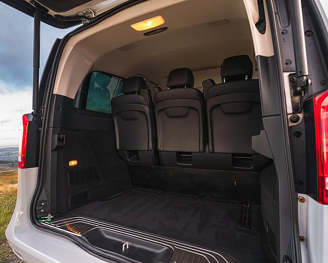 Mercedes V220d Boot for Cargo